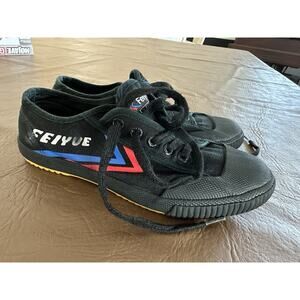 Parkour Shoes! Kids Size 8. Feiyue. Gently used